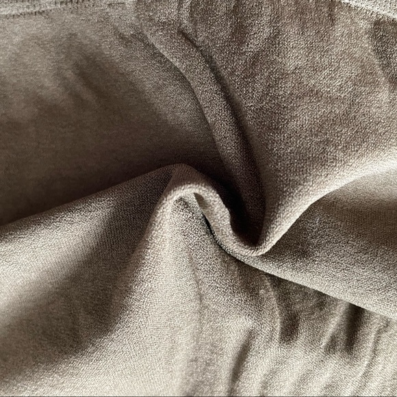 (NEW) Non-slip Stretchy Seamless Active Flexible Womens Band Tube Crop Top/Olive - Picture 9 of 10